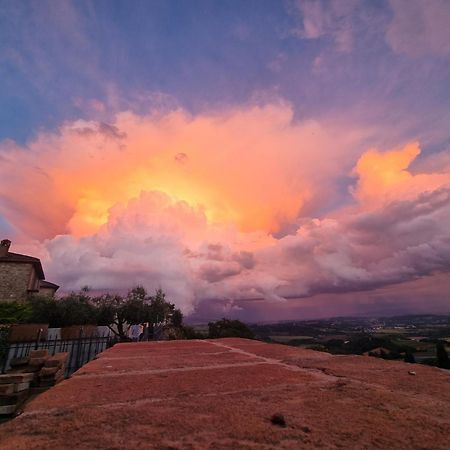 Vesionica Holiday House Perugia Civitella Benazzone ภายนอก รูปภาพ